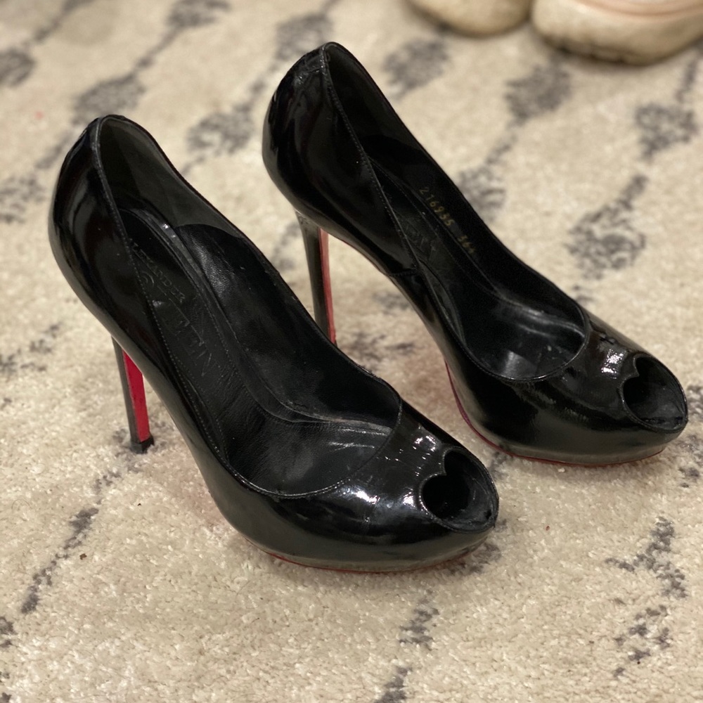 Alexander McQueen Size 36.5 Heels